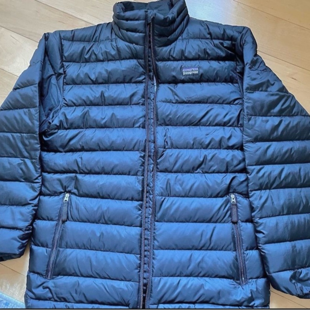 Patagonia Black down jacket kids boys L 12yo